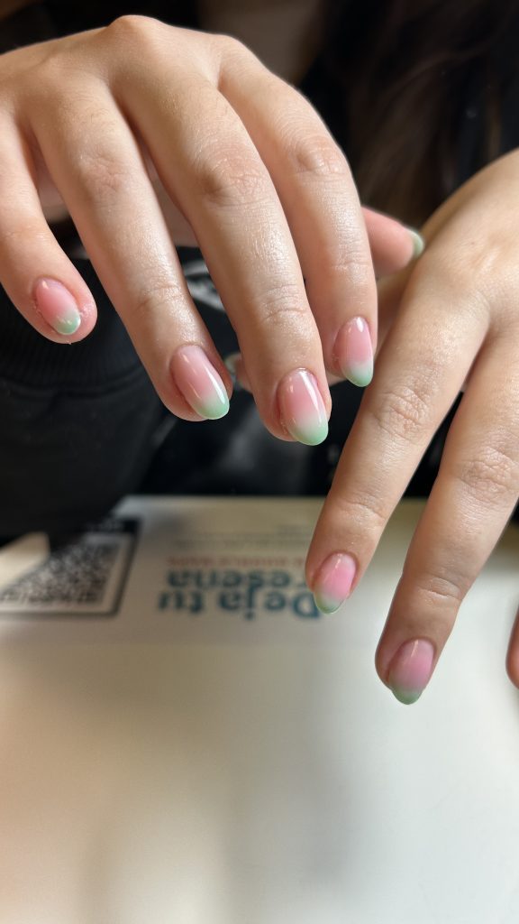 manicura en zaragoza 12